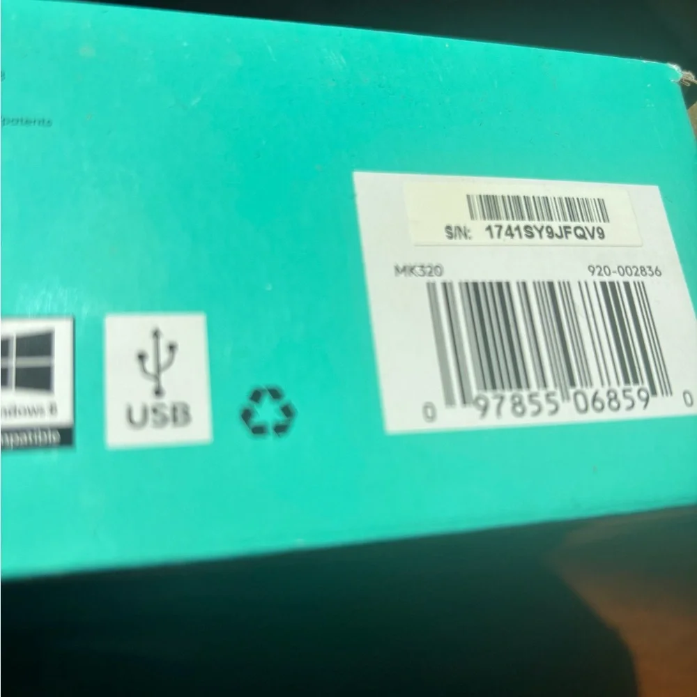 Logitech Wireless Keyboard and mouse MK320 new